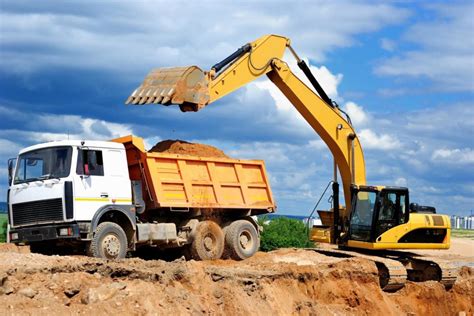 Types of Earth Moving Equipment You Can Hire Out For and When to Use ...