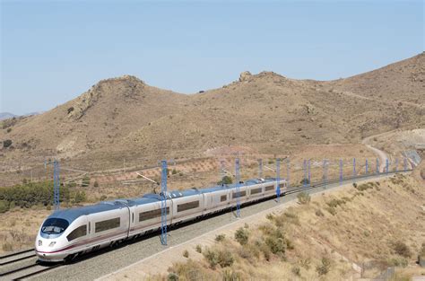 AVE High-Speed Train | Tren, Tranvias, España