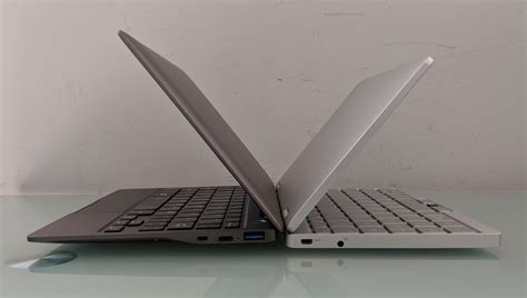 GPD P2 Max vs One Mix 3 Yoga comparison - Liliputing