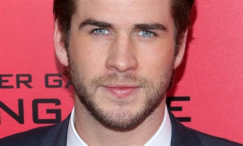 Is Liam Hemsworth Single? The 'Mockingjay' Star Is Either Available or ...