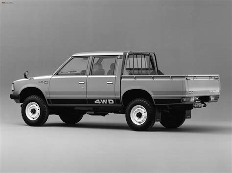 Datsun Pickup 4WD Double Cab JP-spec (720) 1980–85 photos (2048 x ... | Datsun pickup, Datsun ...