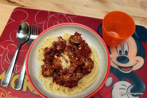 Lady and the Tramp Spaghetti and Meatballs Recipe | the disney food blog