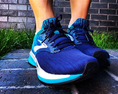 Which Brooks Shoes Are Best For Plantar Fasciitis? - Latest Explore