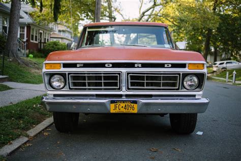 1977 Ford F-150 Custom 460 Big Block – $7,999 | GuysWithRides.com