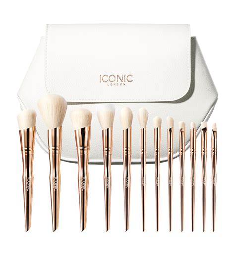 Iconic London All Angles Brush Set | Harrods UK