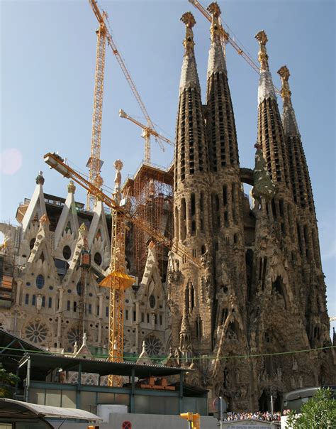 File:2008 Sagrada Familia 04.JPG - Wikimedia Commons