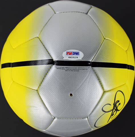 Lot Detail - Neymar Signed Nike Neymar Model Soccer Ball (PSA/DNA)