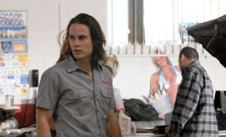 Tim Riggins Photos - TV Fanatic