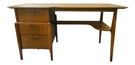 Mid Century Modern Desk by Heywood Wakefield on Chairish.com | Mid century modern desk, Modern ...