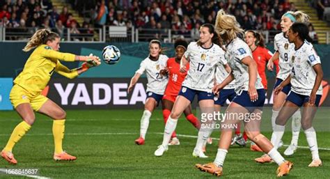 3,981 Alyssa Naeher Photos & High Res Pictures - Getty Images