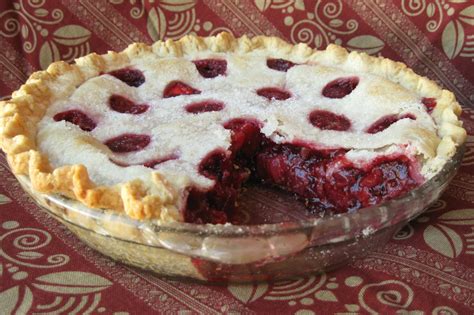 Baking Outside the Box: Cherry Berry Pie