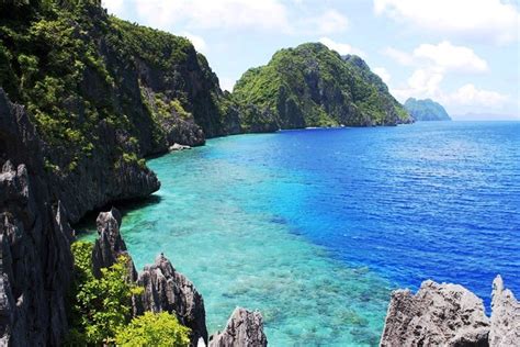 Islands in the Philippines: Matinloc Island, El Nido, Palawan