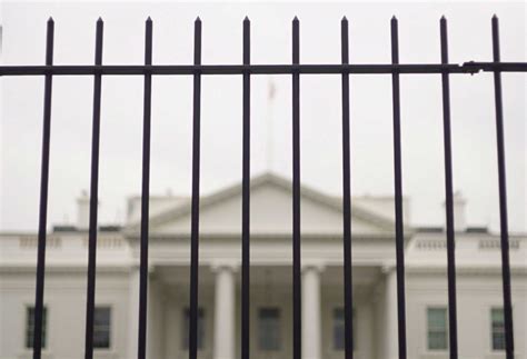 White House Fence Must Be Raised 'Immediately,' Report Says | TIME