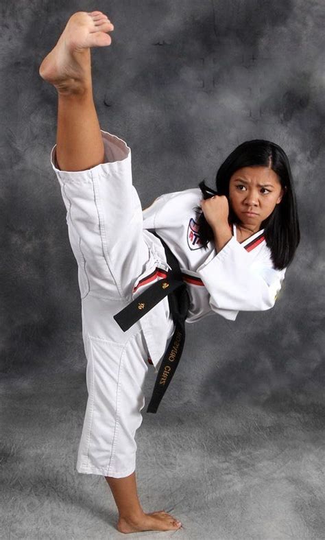 Pin by Herman Carr on Women karate (With images) | Women karate