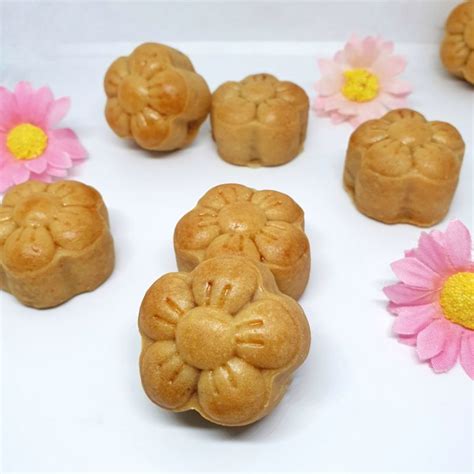 ขนมไหว้พระจันทร์ ไส้ทุเรียนเม็ดแตง ทุเรียนหมอนทอง moon cake ขนมไหว้พระจันทร์แม่ออย - eatsi ...