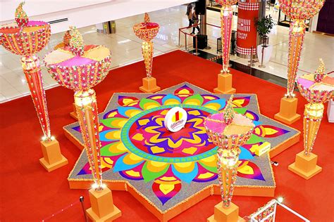 [PHOTOS] These 13 Deepavali Mall Decorations Are Sure To Brighten Your Day