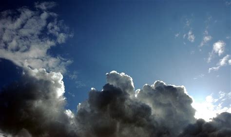Clouds, sunny day, sky, Seattle, Washington, USA | Wonderlane | Flickr