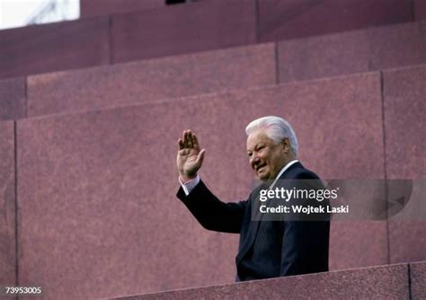 296 Boris Yeltsin 1995 Stock Photos, High-Res Pictures, and Images - Getty Images