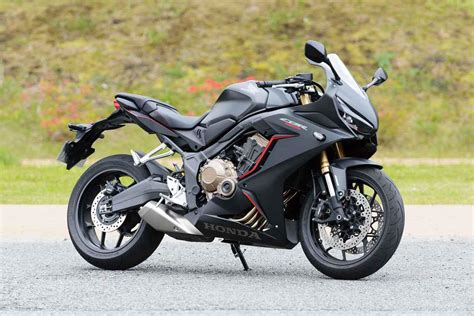 4番目の画像 - ホンダ「CBR650R」〈ロングラン研究所 2019 BEST selection〉の写真をまとめて見る！ - webオートバイ