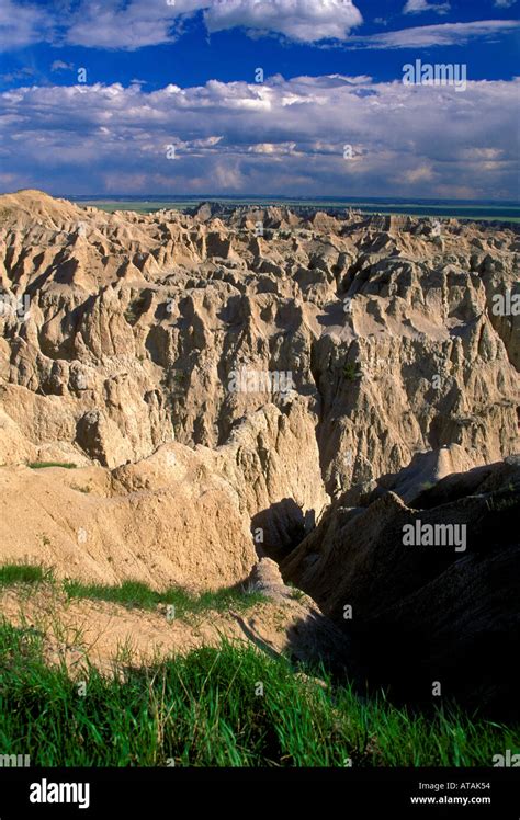 Badlands loop state scenic byway hi-res stock photography and images ...