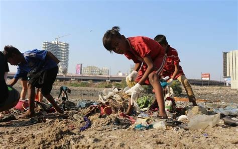 There Are NO Volunteers To Clean The Mithi River. Mumbaikars, Act Now! | WhatsHot Mumbai