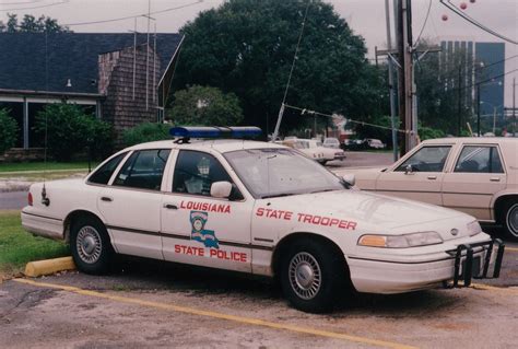 1992 ford crown victoria Louisiana State Police | Police cars, State ...