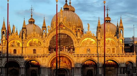 St. Mark's Basilica, Venice, Italy. [5184x2916] [OC] : ArchitecturePorn