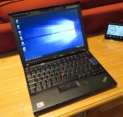 Lenovo ThinkPad X200 Laptop, Core2Duo 2.4 Ghz cpu, 250GB HDD, 4GB RAM ...