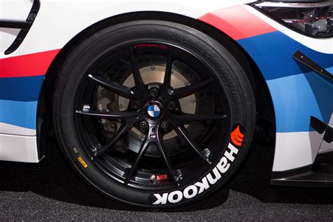 BMW M4 GT4 Motorsport Wheels | APMOTORSPORT - Main