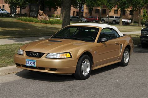 2000 Ford Mustang Base - Convertible 3.8L V6 Manual