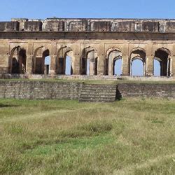 Sujanpur Fort Hamirpur, India | Best Time To Visit Sujanpur Fort