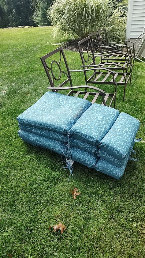 FREE- 4 outdoor chairs, cushions - Outdoor Furniture Sets - Sparta, New Jersey | Facebook ...