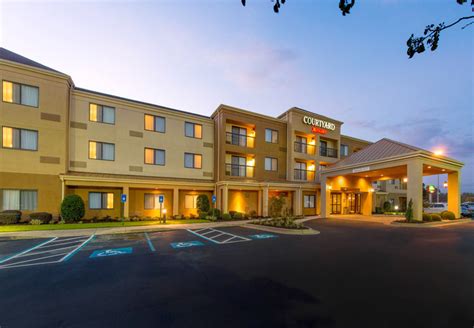 Albany, Georgia hotels, motels: rates, availability