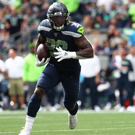 Seahawks' Chris Carson Reportedly Has Fractured Hip, out for Season ...