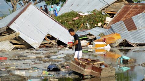 At Least 384 Killed, Hundreds Injured After Earthquake And Tsunami Hit Indonesia : NPR