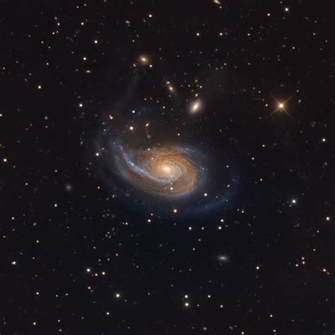 Arp 78: Peculiar Galaxy in Aries — The Universe