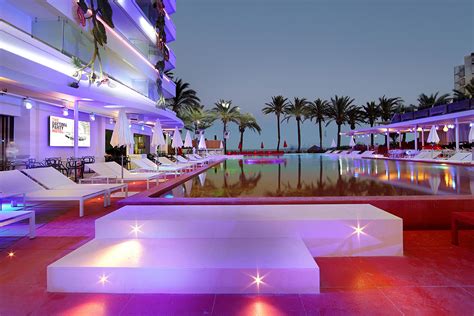 Ushuaïa Ibiza Beach Hotel***** in Ibiza, Spanje | Zonvakantie Sunweb - Zonvakanties