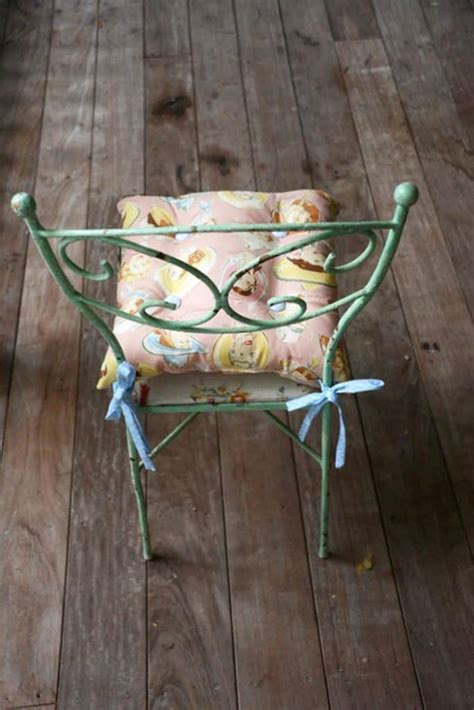 Simple Tie On DIY Chair Cushion in an Hour - DIY Candy