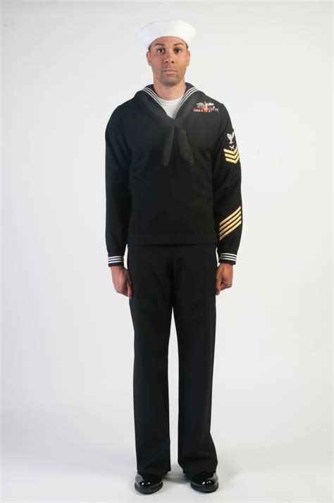 Sailors split over switching to a single dress uniform