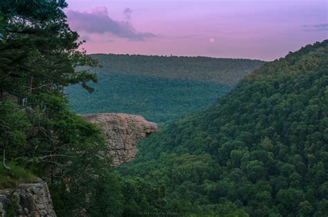 Whitaker Point in the Ozark Mountains of Arkansas [OC][4000x2666] : r ...