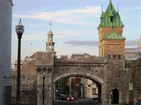 Quebec - Old city wall | Old quebec, Quebec city, Canada travel