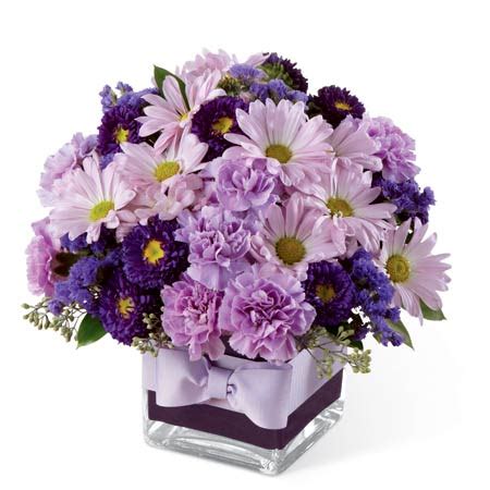 Bountiful Daisy Purple Flower Bouquet at Send Flowers