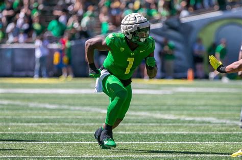 Will Jordan Burch cure Oregon football’s pass rush woes? The Ducks believe so - oregonlive.com