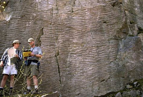 Ripple marks in sandstone. – Geology Pics