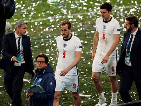 UEFA EURO Final 2020: Harry Kane In Pain As England Lose To Italy On ...