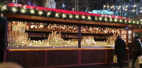 How to navigate Leicester Square Christmas Market: Your Guide - London ...