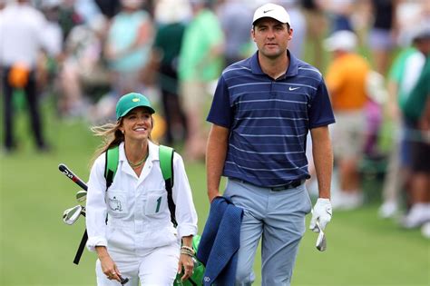 Scottie Scheffler enjoys Par 3 event with wife at 2023 Masters