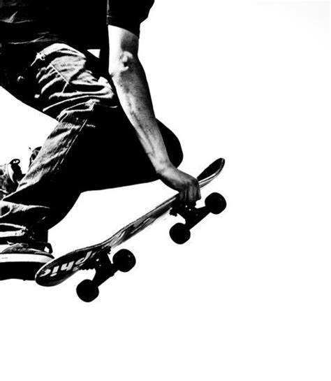 Skateboarding Black and White Photography | Skateboard photography ...