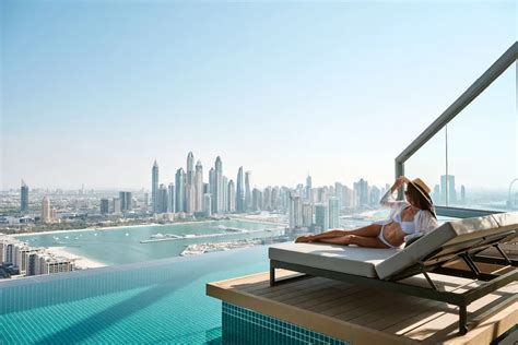 AURA SKYPOOL: world's highest 360° infinity pool - e-architect