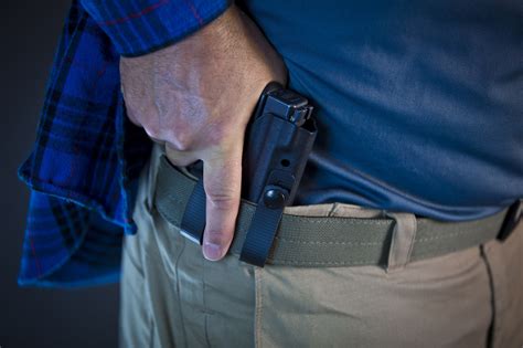 The 3 Best IWB Holsters for Glock 23 Handguns [REVIEWS]